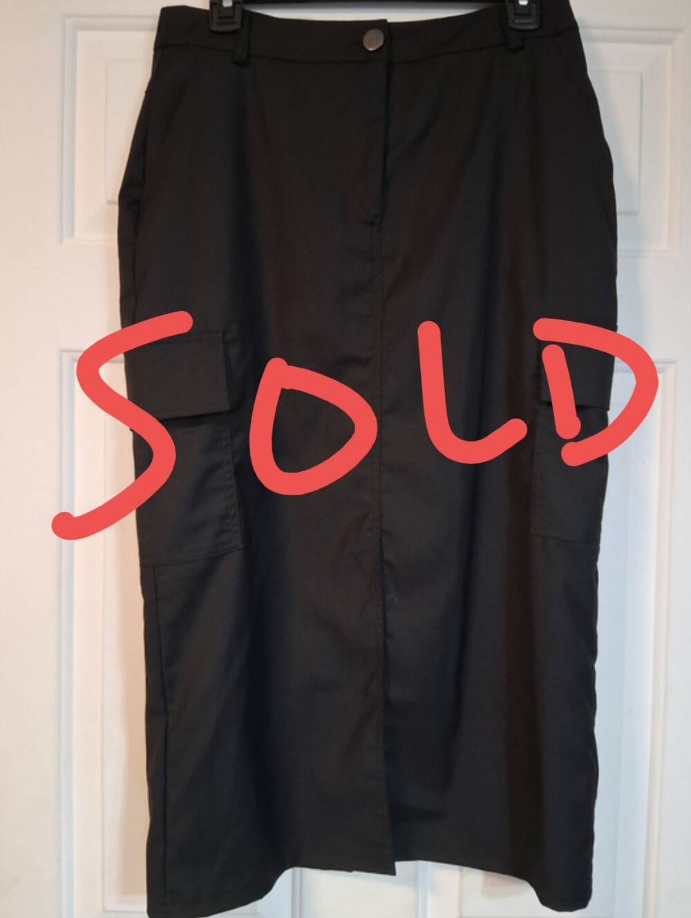 Nicole Miller Black Cargo Midi Skirt Pockets Comfy Sz 8